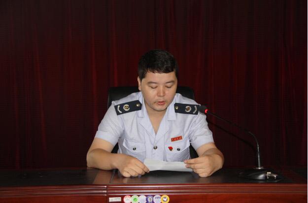 �µ�Ա����̬����